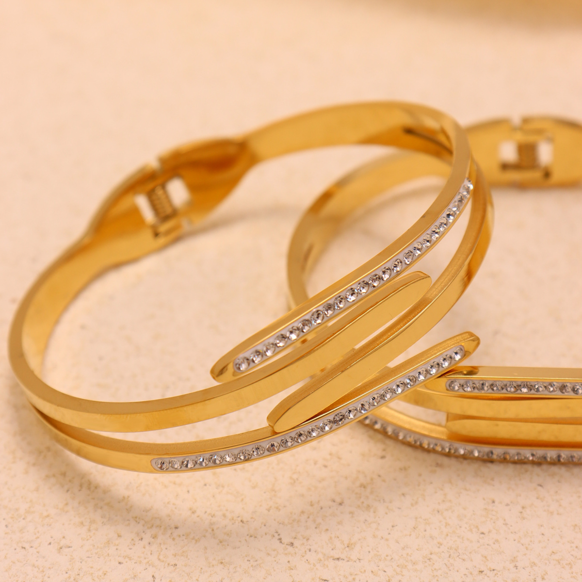 Stella Crystal Station Bangle