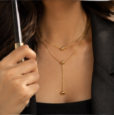 Elara Lariat Necklace