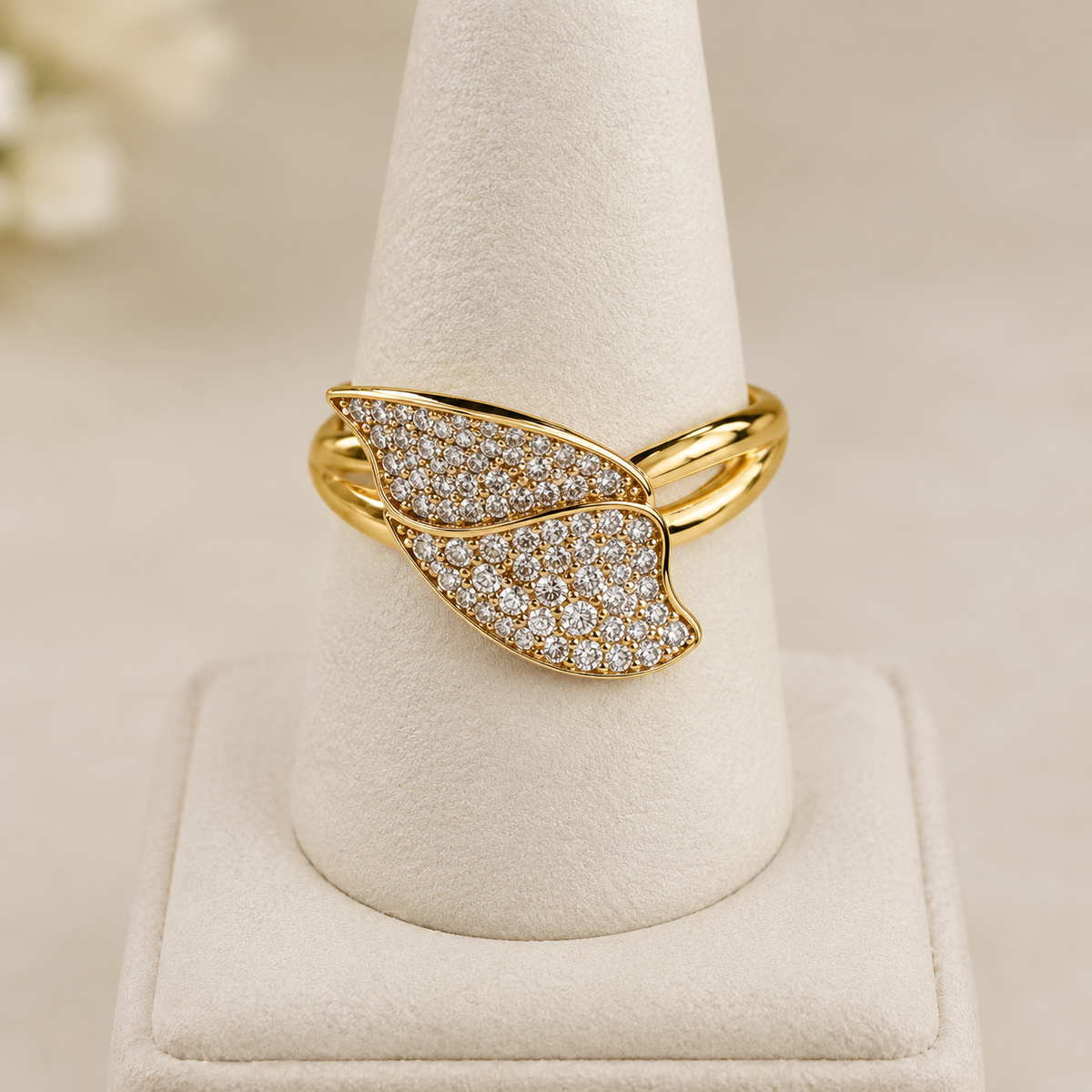 Leaf Pavé Statement Ring