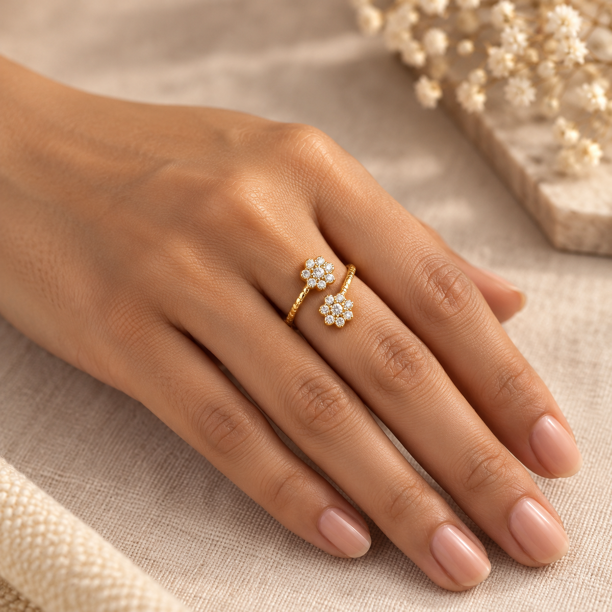 Double Clover Bypass Ring