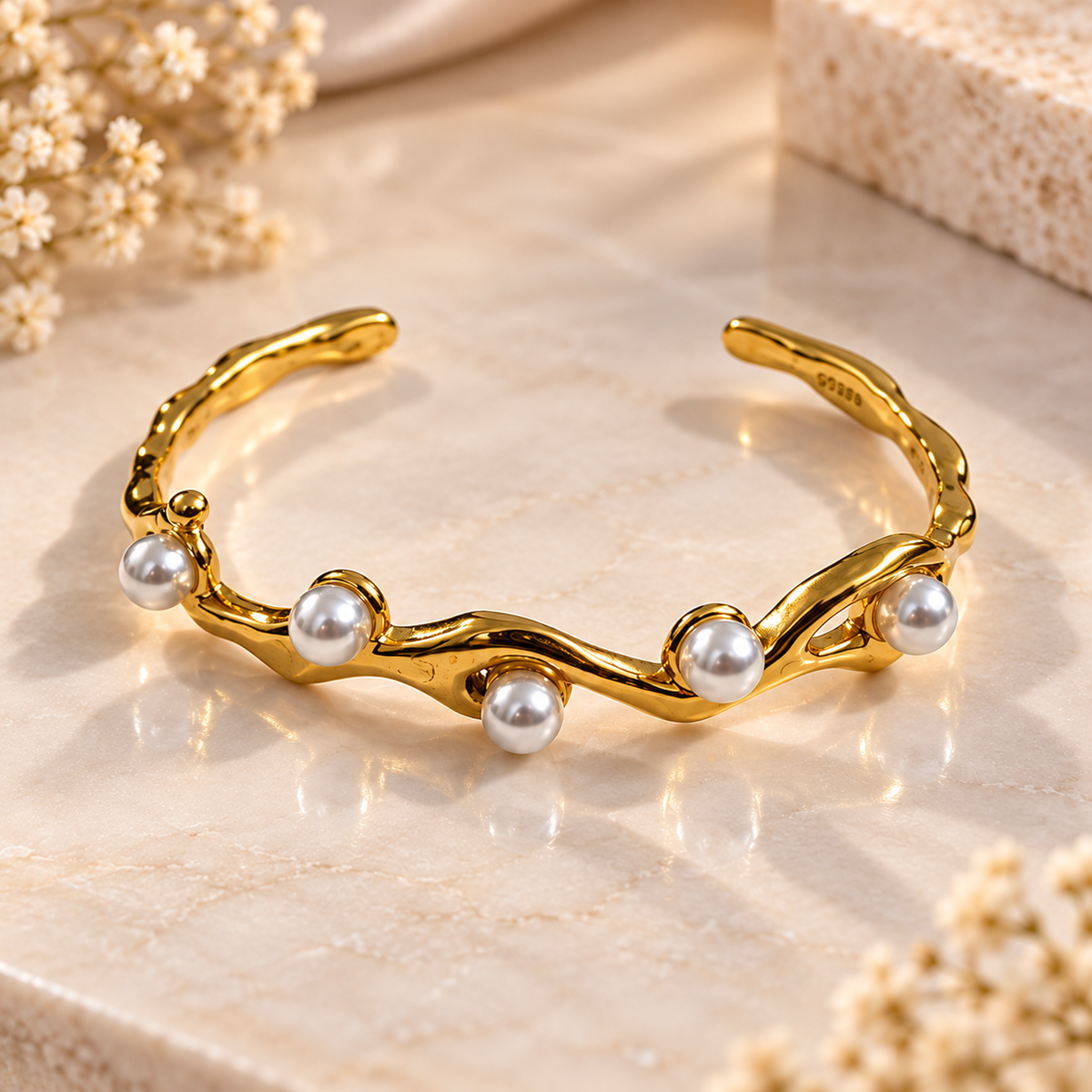 Aureglo Pearl-Studded Wavy Cuff