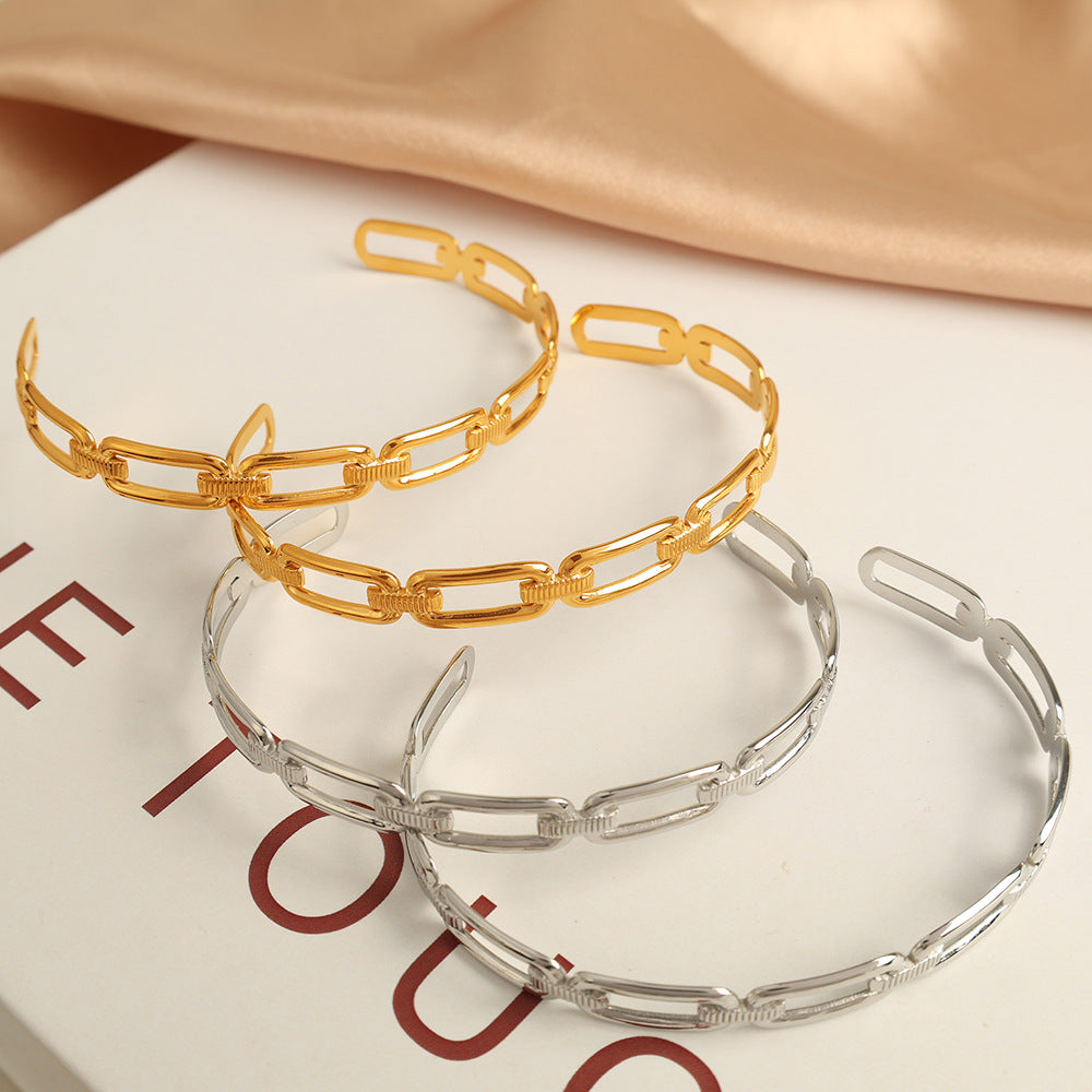 Maison Link Sculpted Cuff