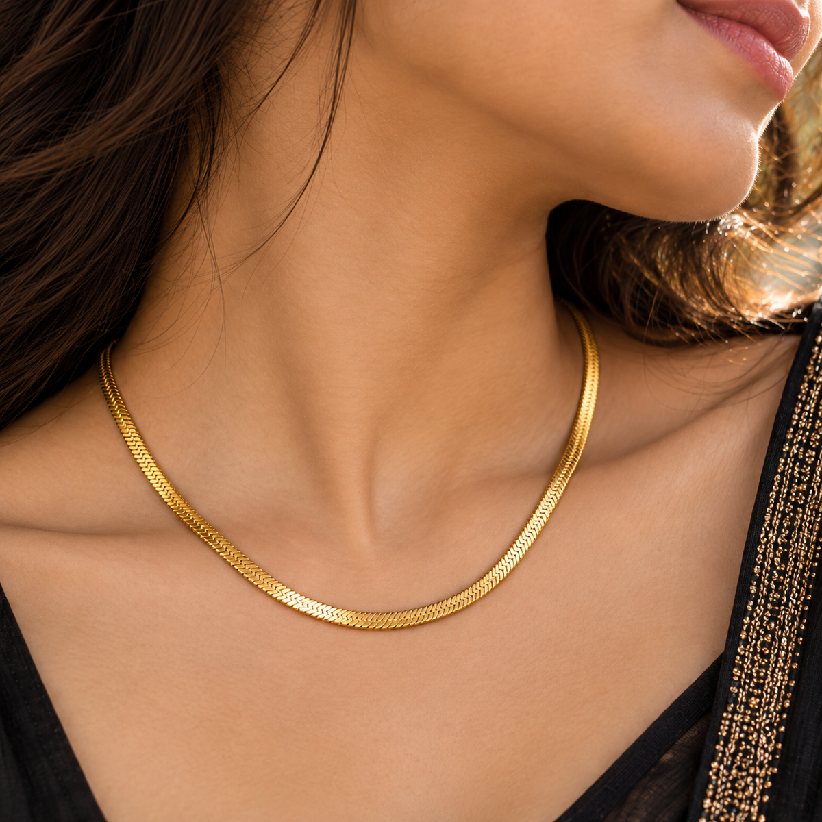 Satin Herringbone Collar Chain