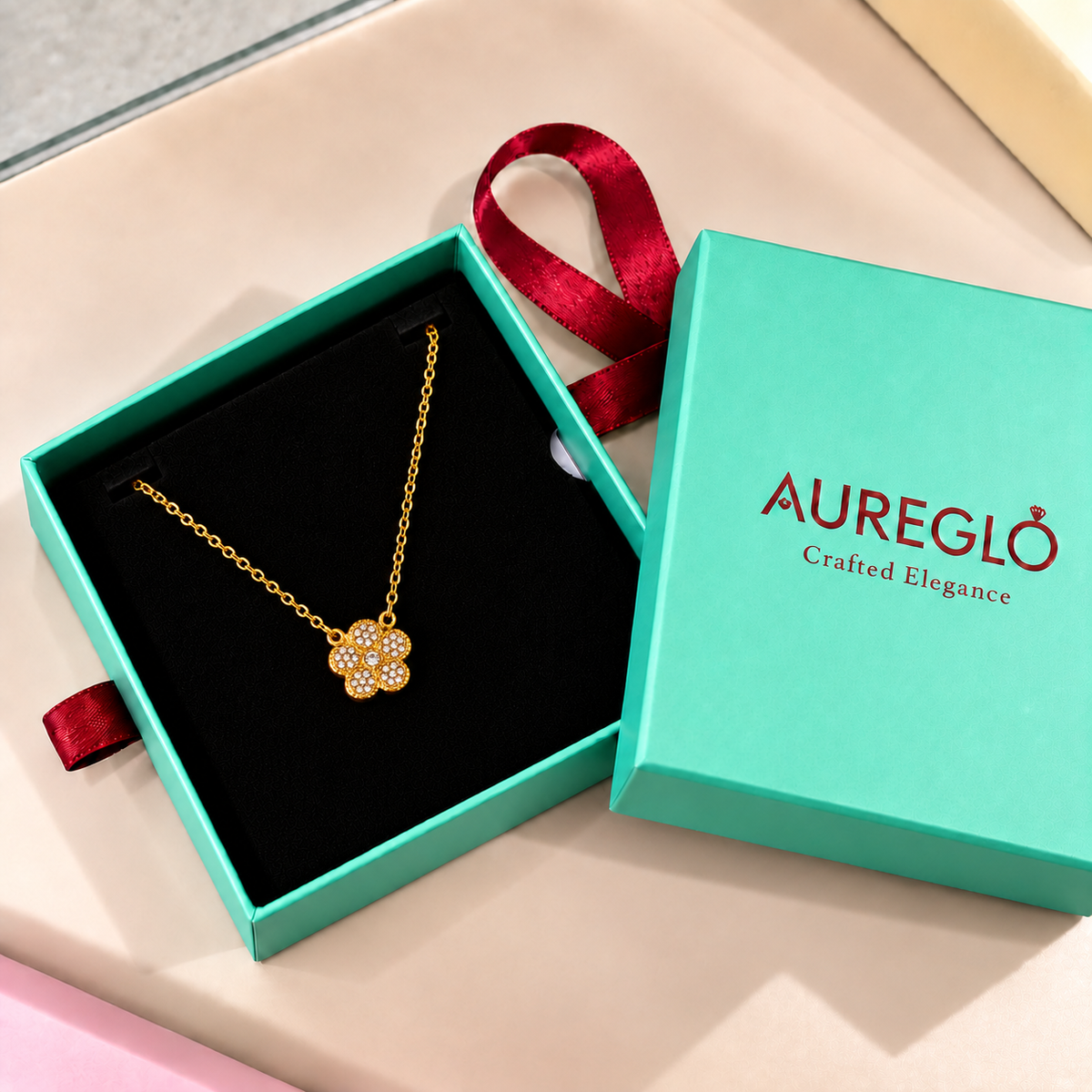 Fleur de Lumière Crystal Necklace