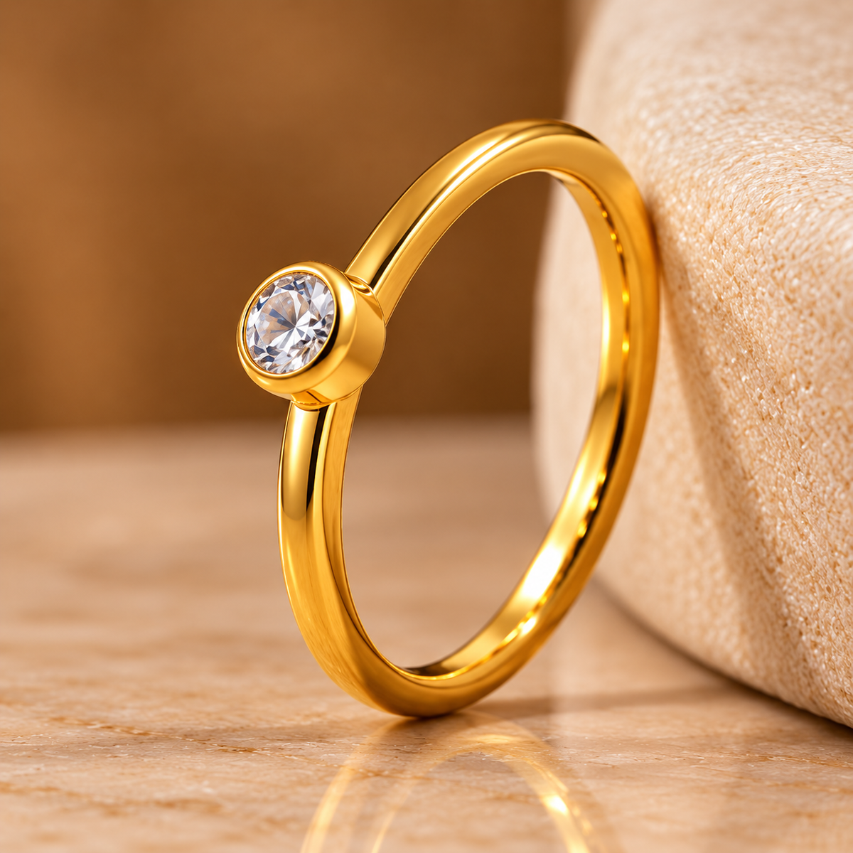 Éclat Petite Solitaire Ring