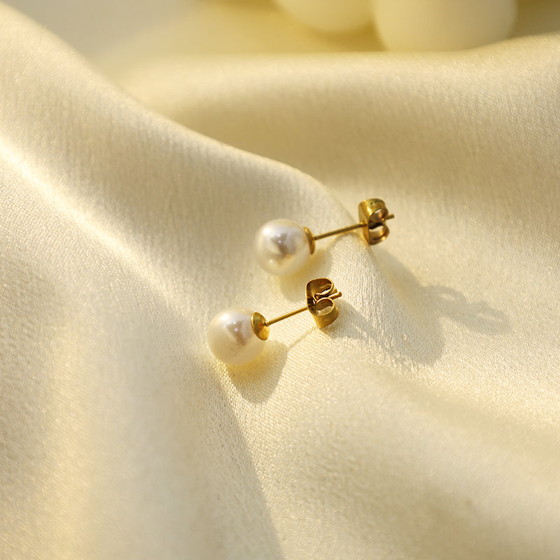 Etoile Classic Pearl Studs