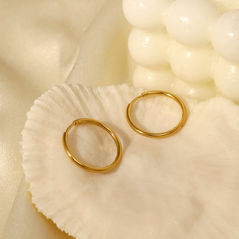 Essential Fine Gold Hoops