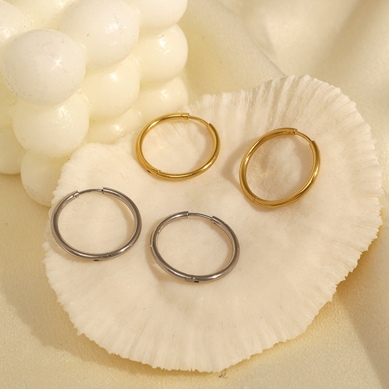 Essential Fine Gold Hoops