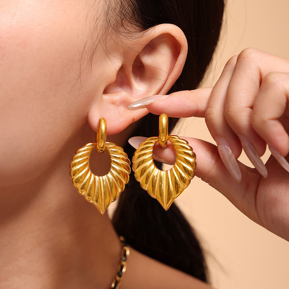 Aurelia Shell Medallion Drops