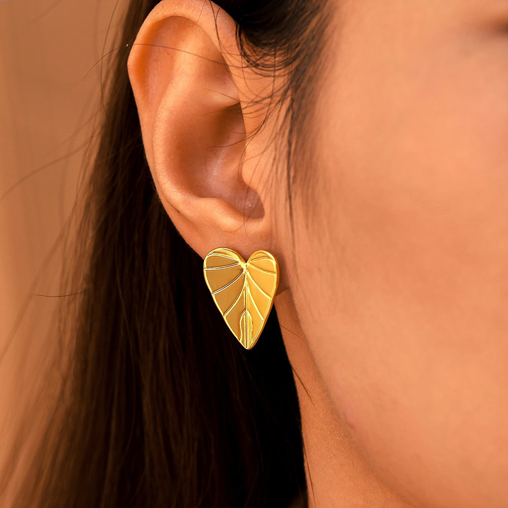 Coeur Botanique Leaf Studs