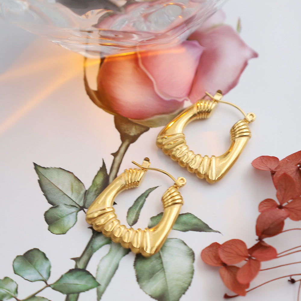 Arcadia Ribbed Square Hoops