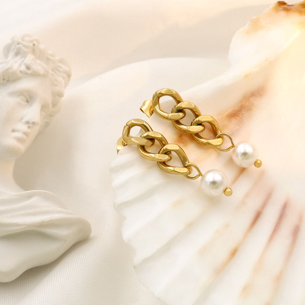 Maison Chain Pearl Drops