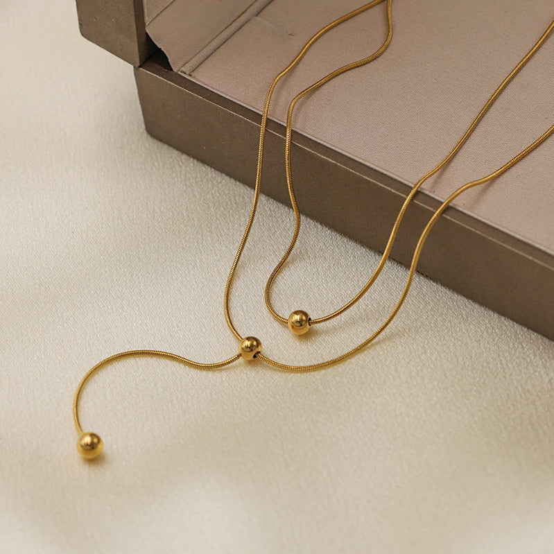 Elara Lariat Necklace