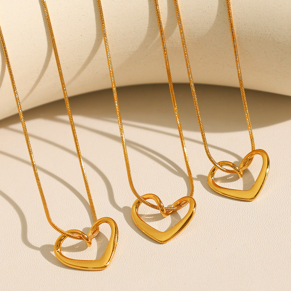 Golden Bloom Textured Flower Necklace