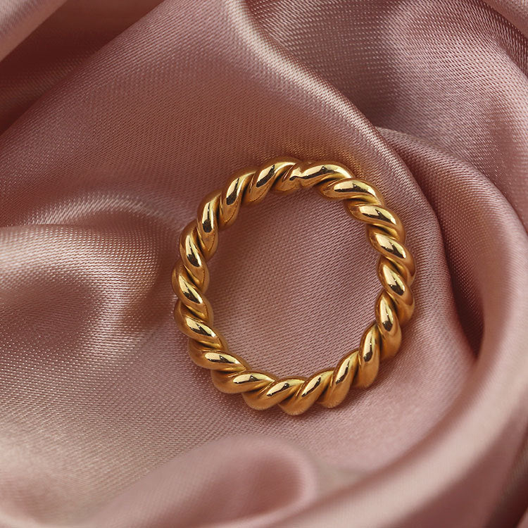 Cordelia Twisted Gold Ring
