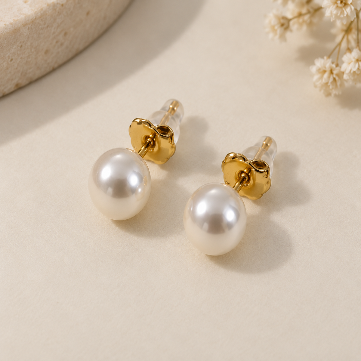 Etoile Classic Pearl Studs